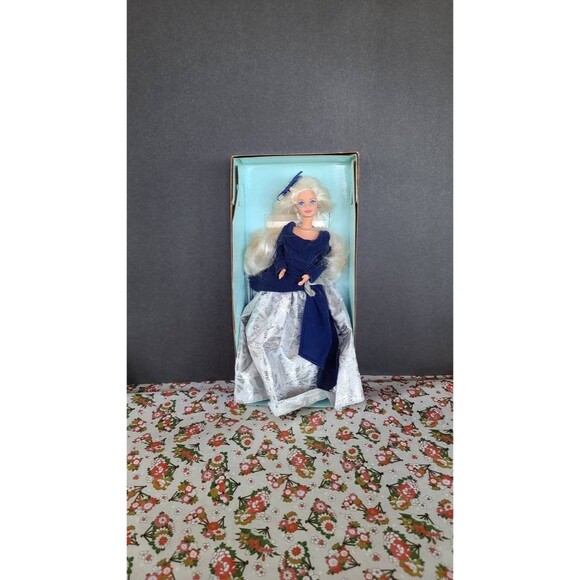 Avon Winter Velvet Barbie - Picture 1 of 10